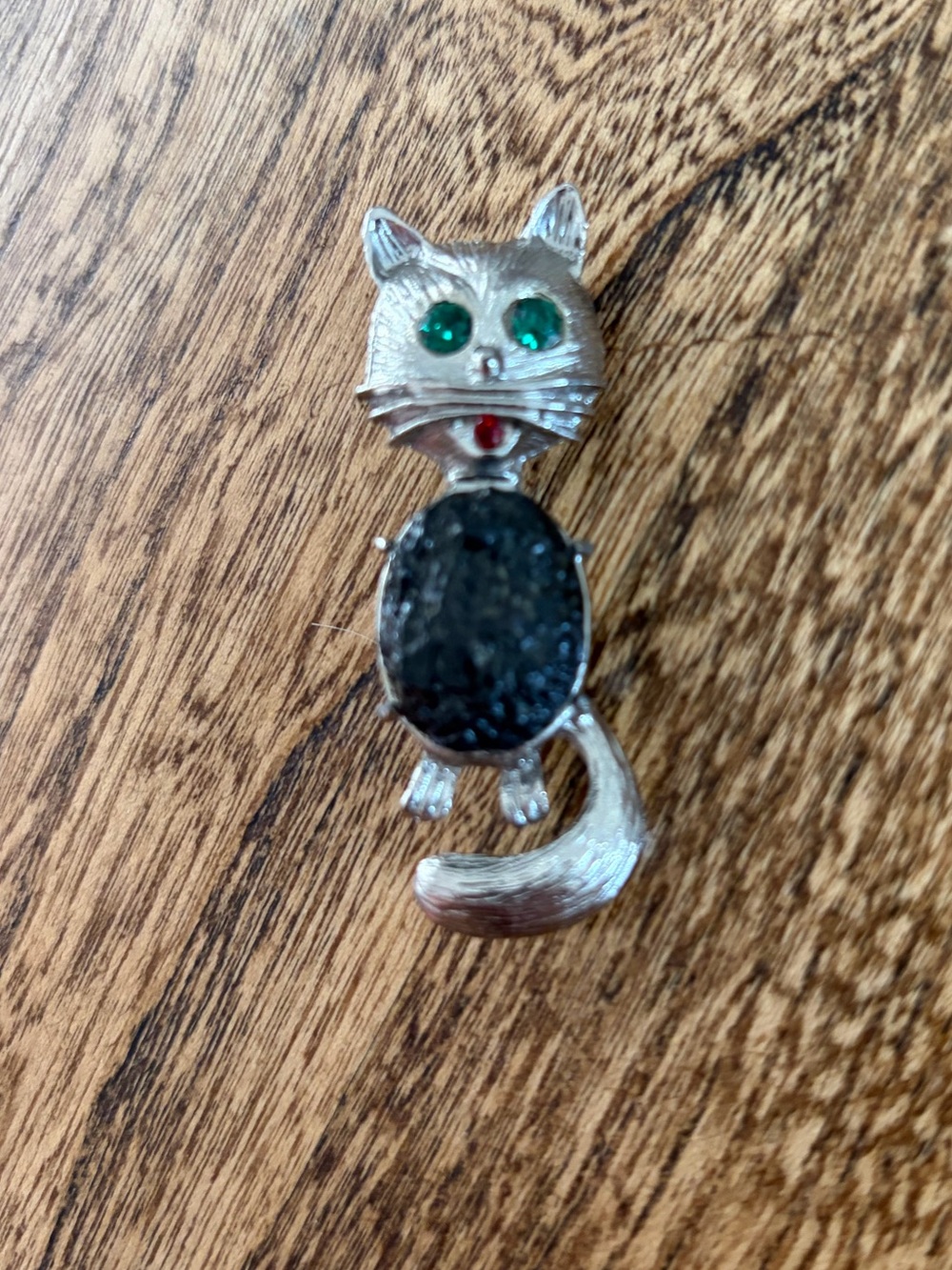 Vintage Silver Tone Cat Brooch Rough Raw Black Stone Belly Green Eyes Red Mouth